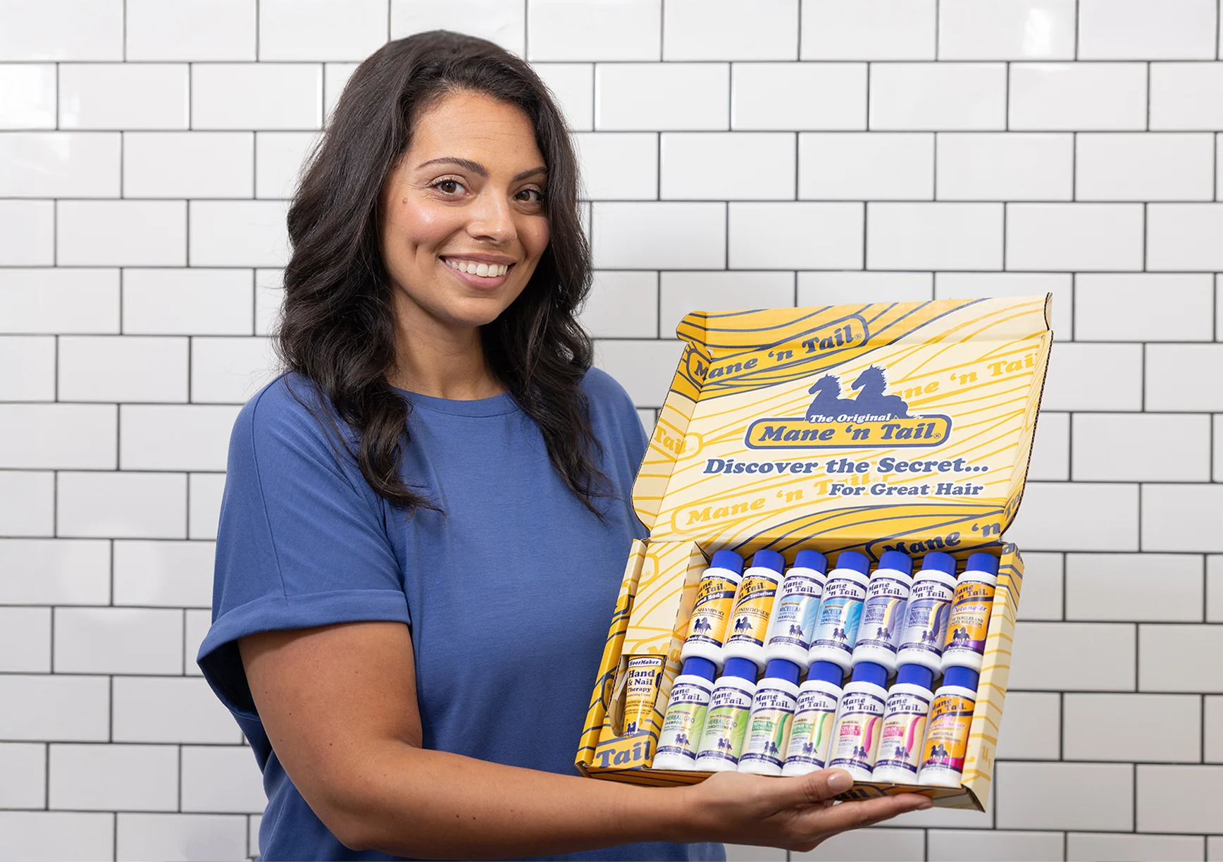 Mane 'n Tail Sampler Gift Box Trial Size Shampoos Conditioners and Detanglers (15 Piece Set) - Image 6